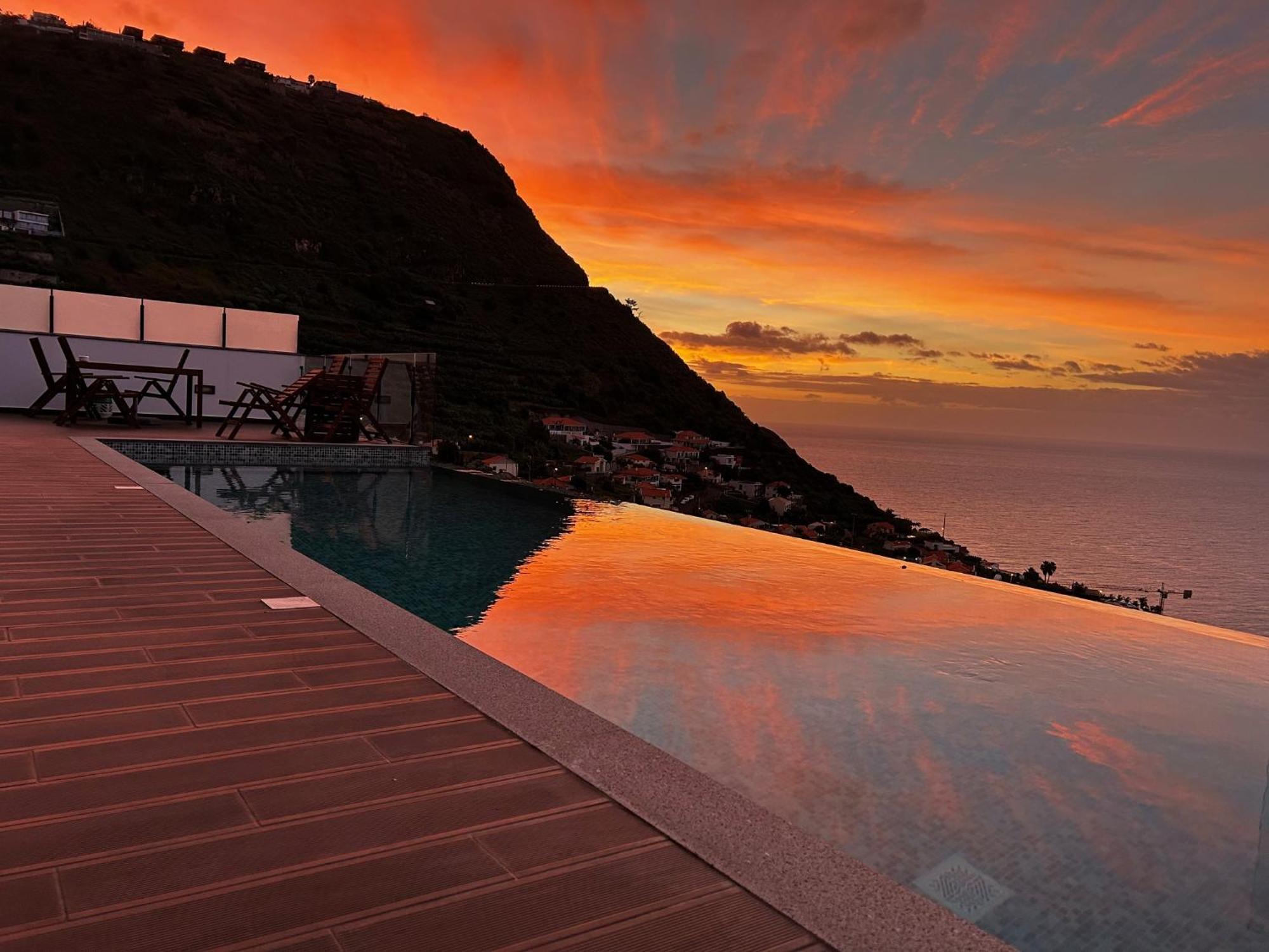 Villa Sea View Arco da Calheta  Exterior photo